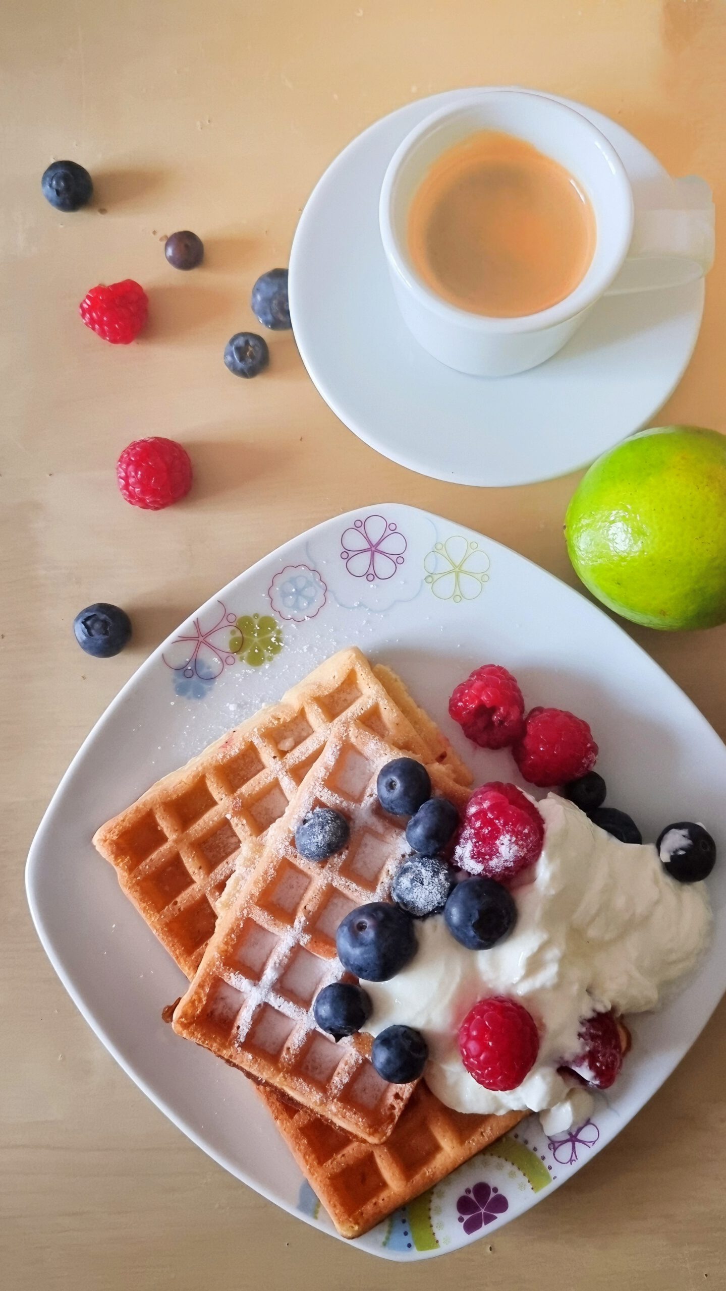 Espresso & Beeren Waffeln
